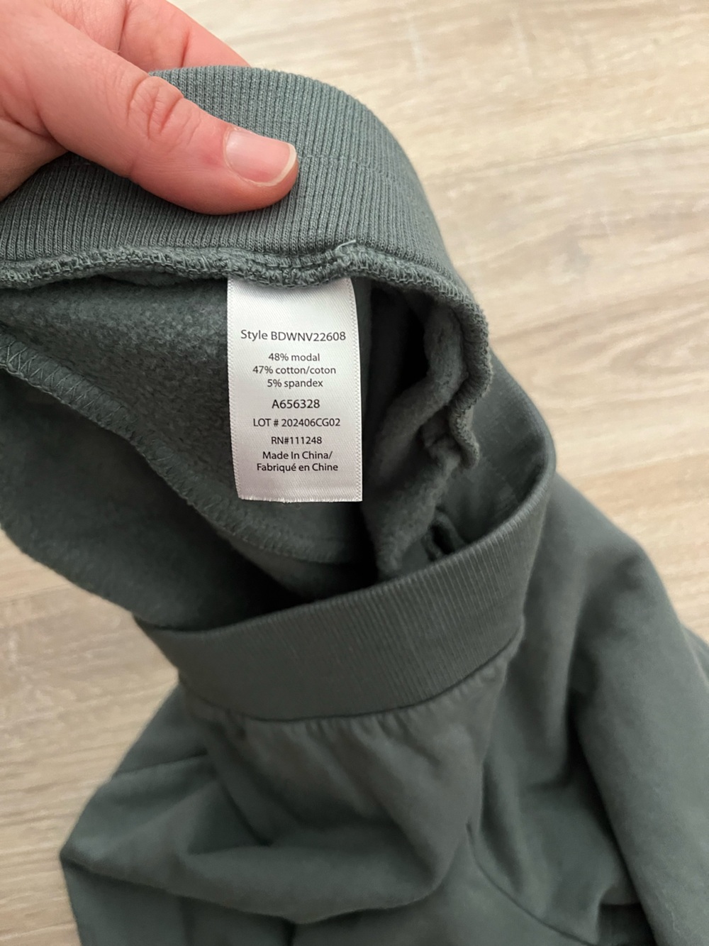 Barefoot Dreams Women’s CozyChic Luxe Lounge Sweatpants Seafoam Green - Large - Picture 3 of 6